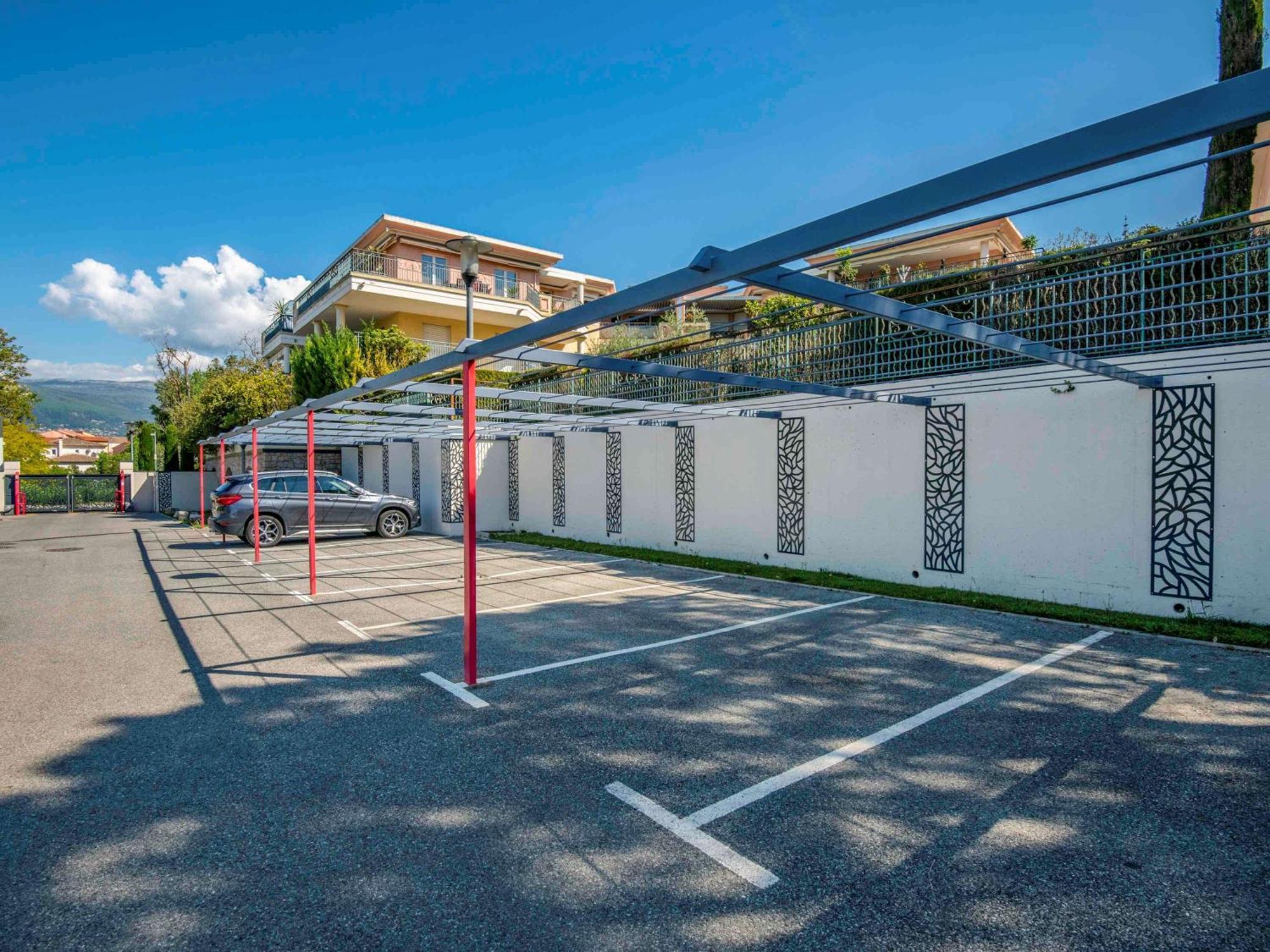 Ibis Cannes Mouans Sartoux Piscine Parking Gratuit Exterior photo