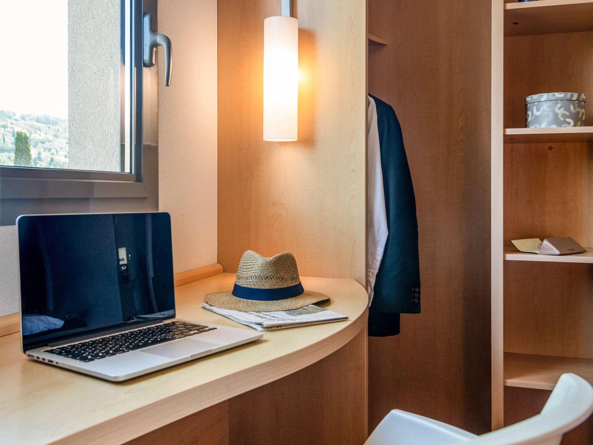 Ibis Cannes Mouans Sartoux Piscine Parking Gratuit Exterior photo